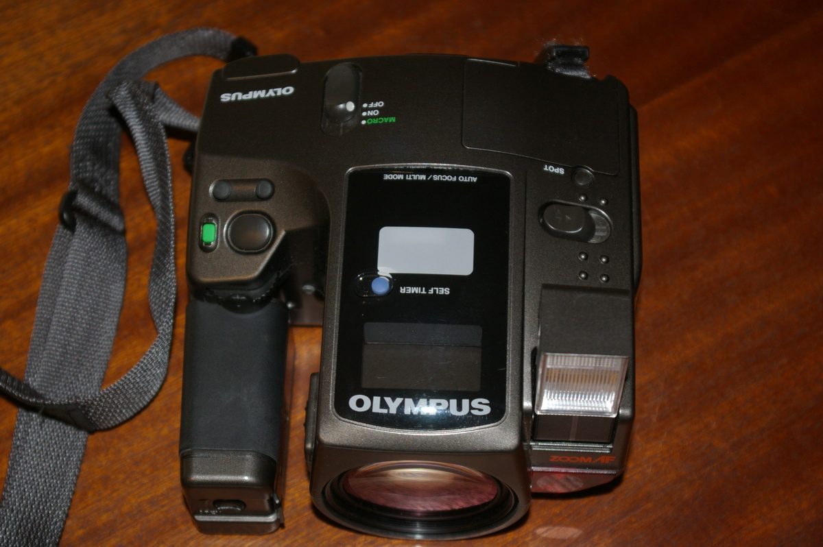 Olympus AZ4 zoom AF camera